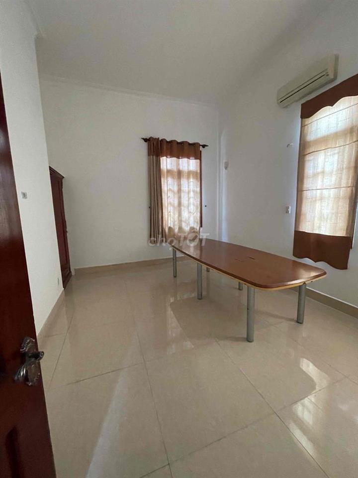 CHO THUÊ BIỆT THỰ 2MT THẢO ĐIỀN DTSD 700m2