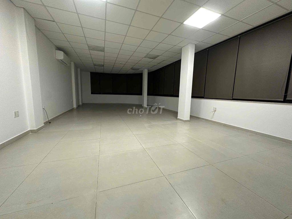 CHO THUÊ GÓC 2MT TẠ HIỆN Q2 DTSD 700m2