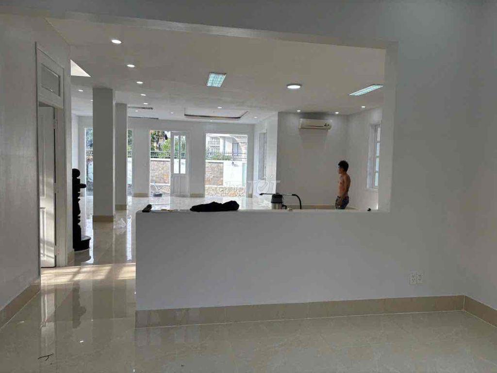 CHO THUÊ BIỆT THỰ GÓC NGUYỄN VĂN HƯỞNG THẢO ĐIỀN DTSD 800m2