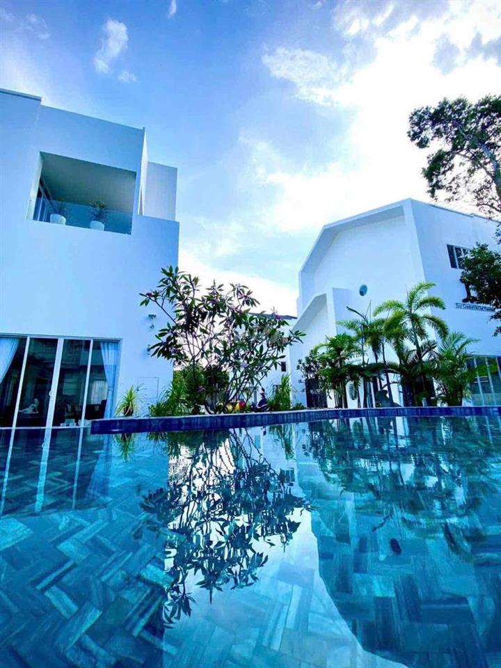 CHO THUÊ BIỆT THỰ KHU TRẦN NÃO Q2 DTSD 500m2