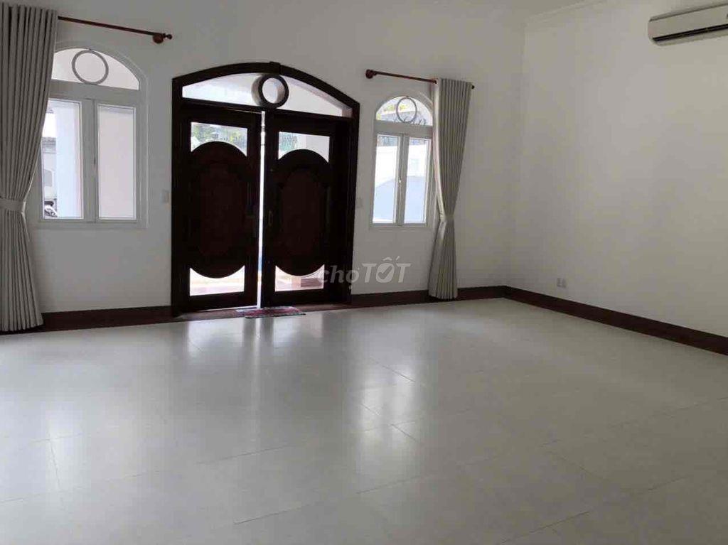 CHO THUÊ BIỆT THỰ KHU THẢO ĐIỀN QUẬN 2 DTSD 700m2