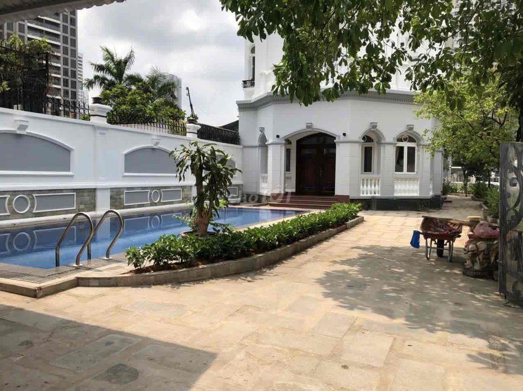 CHO THUÊ BIỆT THỰ KHU THẢO ĐIỀN QUẬN 2 DTSD 700m2