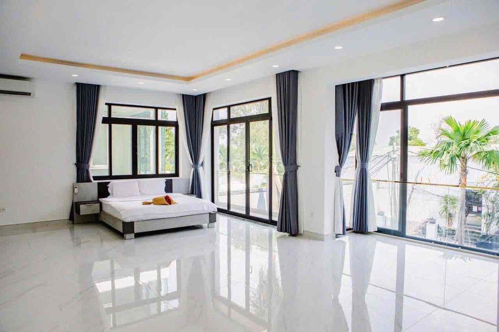 CHO THUÊ BIỆT THỰ SIÊU ĐẸP THẢO ĐIỀN Q2 DTSD 1000m2