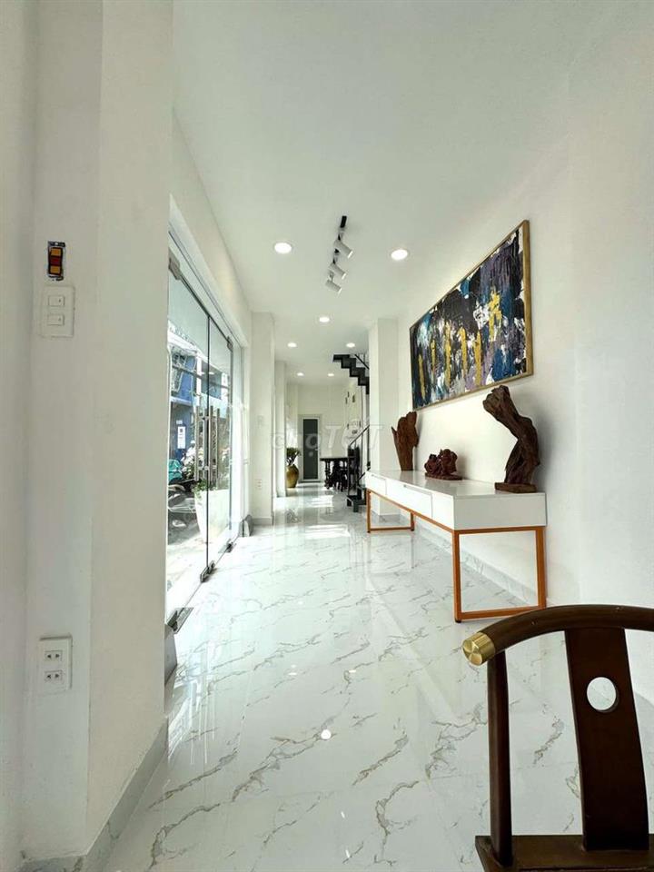 MT PHAN XÍCH LONG, PN. 15×5, 2 LẦU