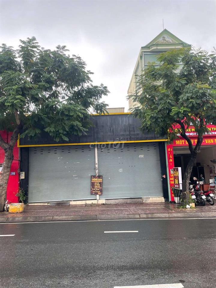 ​🔥 MẶT TIỀN LÊ VĂN VIỆT Q9 - NGANG 10m X 33m 🔥