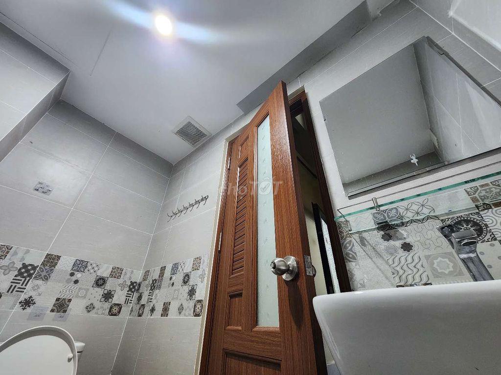 Phòng trọ tầng trệt đường C1 Cộng Hòa