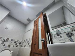 Phòng trọ tầng trệt đường C1 Cộng Hòa