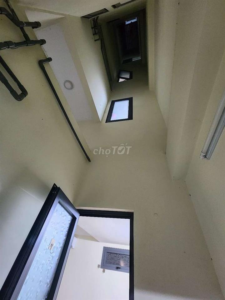 Phòng trọ tầng trệt đường C1 Cộng Hòa