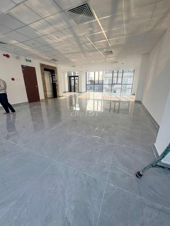 DT :  10 X 20m 1 Hầm 1 Trệt 5Lầu Sân Thượng Thang Máy PCCC Tiêu Chuẩn