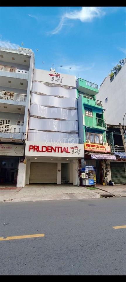 DT 7 x 18m 1 Trệt 3Lầu ( Sàn Trống Suốt )