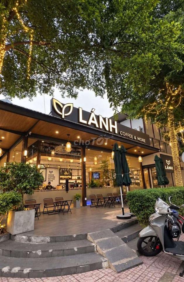 Cho Thuê Nhà Góc 2 Mặt Tiền 👉 DT 20 x 15m 1Trệt 1 Lầu
