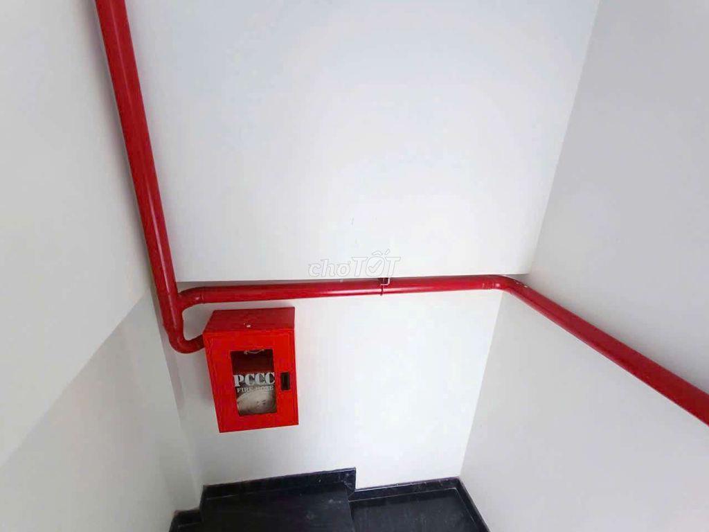 DT : 5 x 13m 1 Trệt 5 Lầu Thang Máy PCCC * Sàn Trống Suốt *