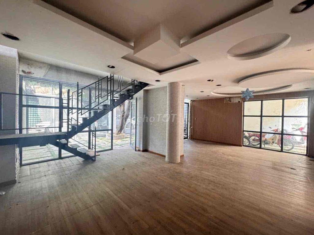 Ngang 12m - Villa Sân Vườn Đường Nguyễn Văn Đậu, Q.PN