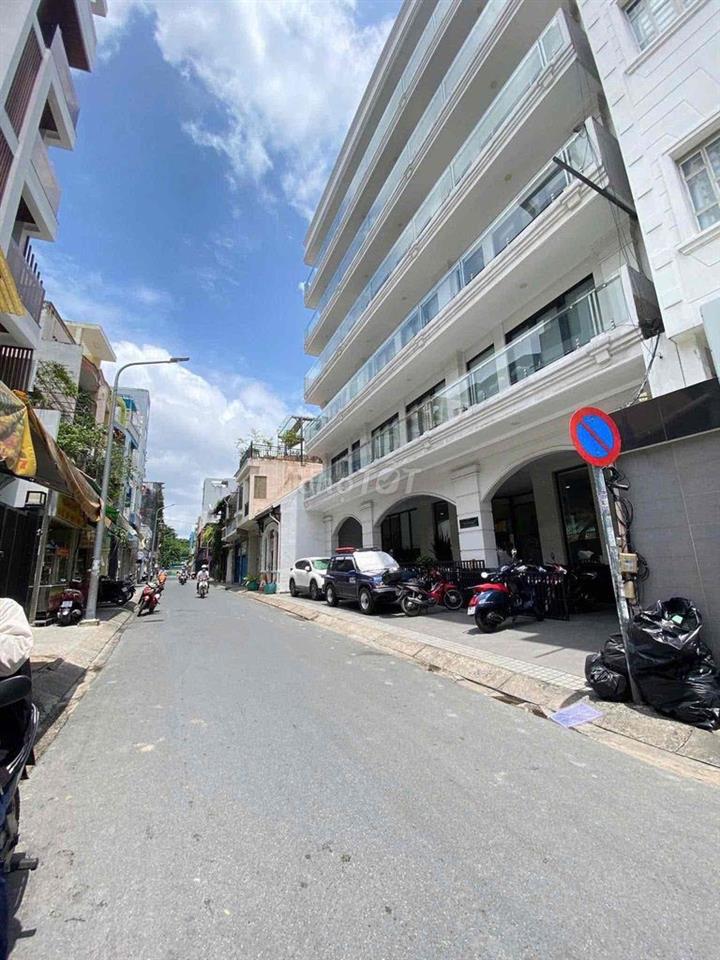Góc 2 Mặt Tiền Huỳnh Khương Ninh - Phan Ngữ, Quận 1