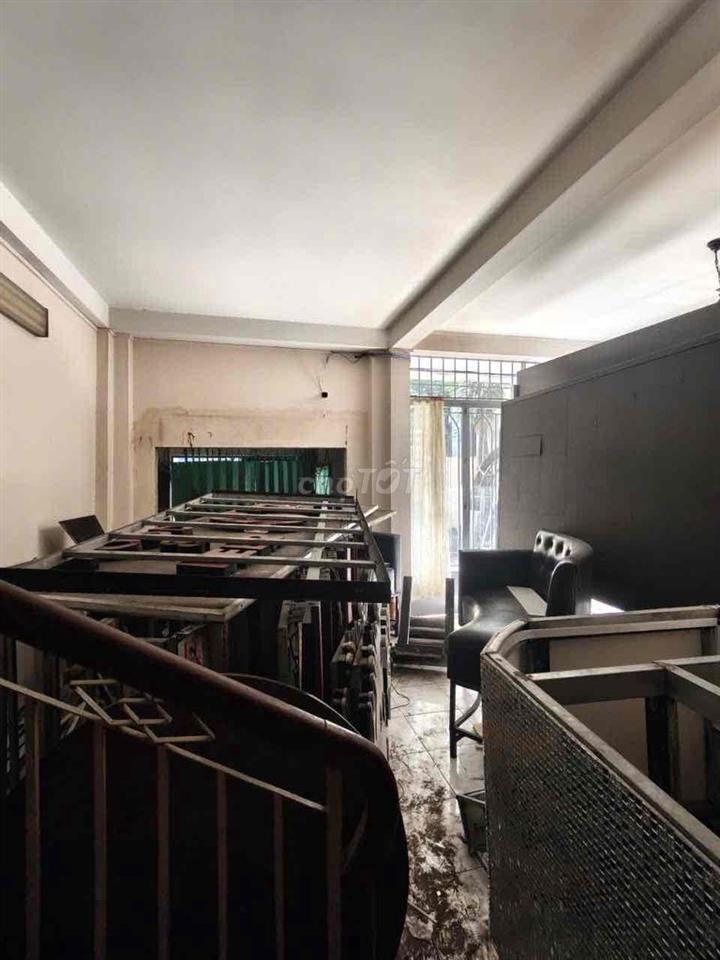 7x20m Mặt Tiền Phố Tây Bùi Viện - Phố Đi Bộ Sầm Uất Sài Gòn