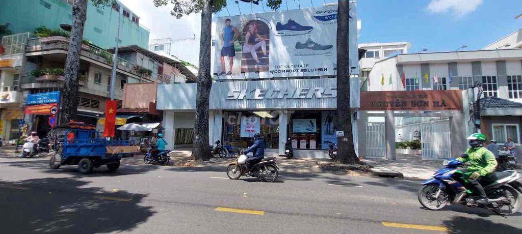 Ngang 12m DTSD 300m2 - Mặt Tiền Cao Thắng - Quận 3