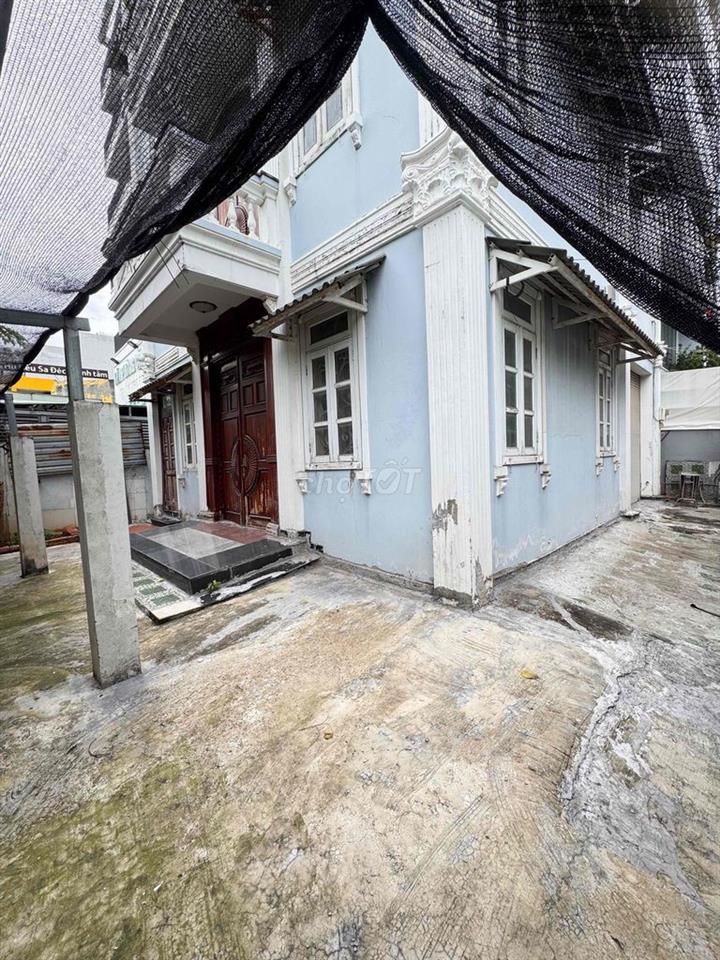 Villa Góc 2 Mặt Tiền Số 2 Nguyễn Văn Hưởng - View Sông Sài Gòn, Quận 2