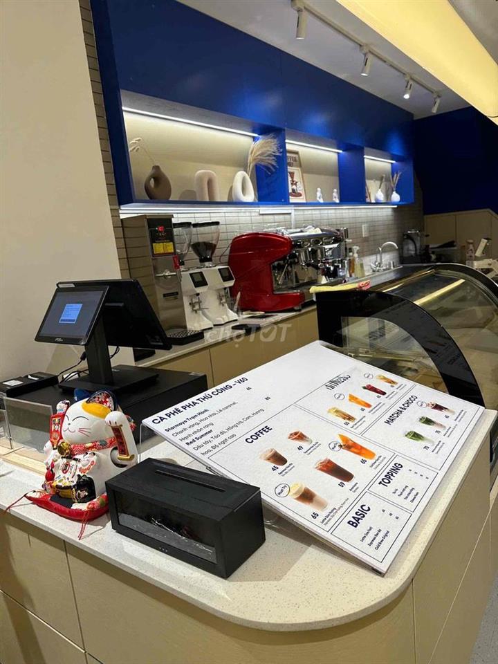 🔥 Sang Quán Cafe Góc 2 Mặt Tiền Cao Thắng, Quận 3