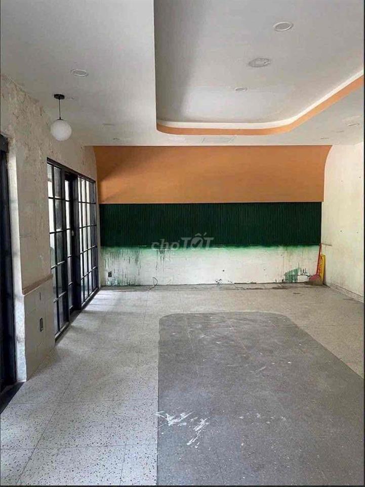 CHO THUÊ NHÀ GÓC 2 MẶT TIỀN NGÔ ĐỨC KẾ, QUẬN 1