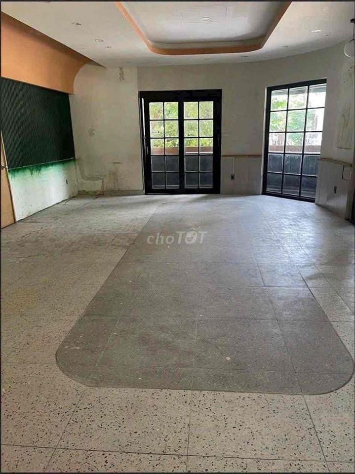 CHO THUÊ NHÀ GÓC 2 MẶT TIỀN NGÔ ĐỨC KẾ, QUẬN 1