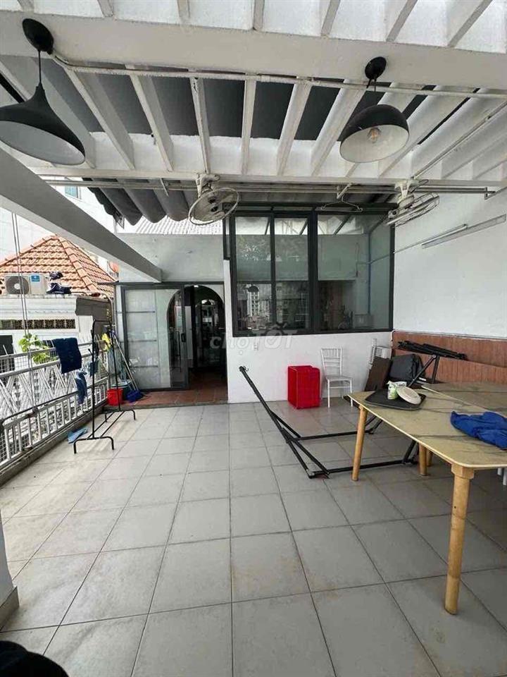 CHO THUÊ MẶT BẰNG TRẦN HƯNG ĐẠO, QUẬN 1
