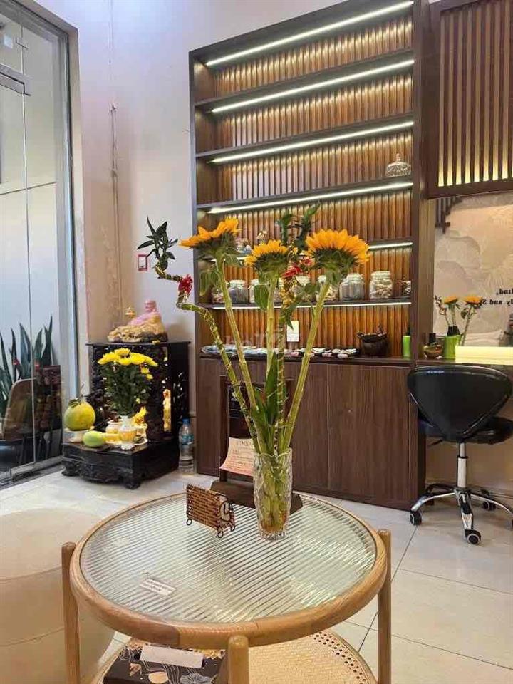 MẶT BẰNG NHÀ NGUYỄN THỊ MINH KHAI Q1