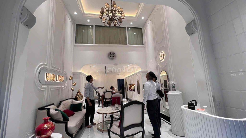 Cho thuê mặt bằng đường Trần Đình Xu, Quận 1, vị trí thuận tiện kinh d