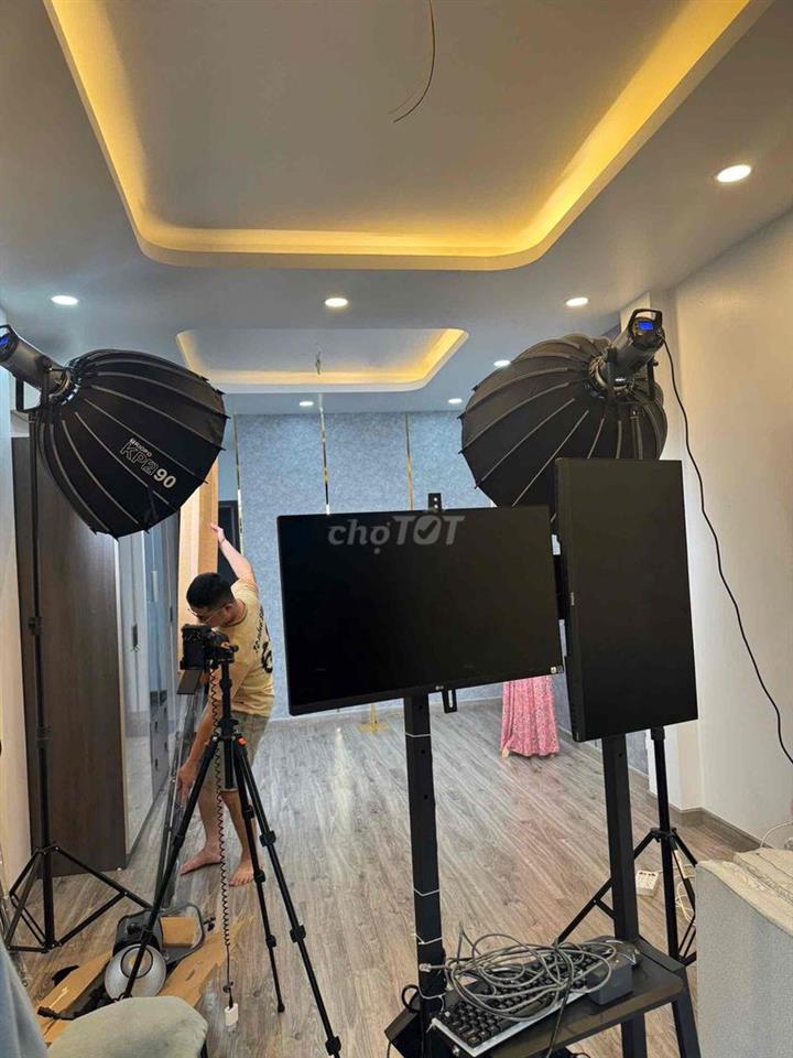 NHÀ MỚI HUỲNH VĂN BÁNH, PHÚ NHUẬN