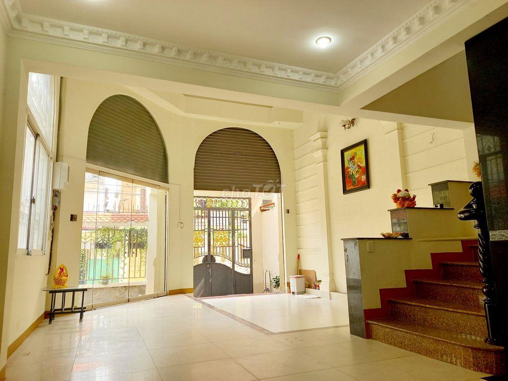 Cho thuê mặt bằng căn góc mặt tiền Phan bội châu Bình thạnh 28 triệu