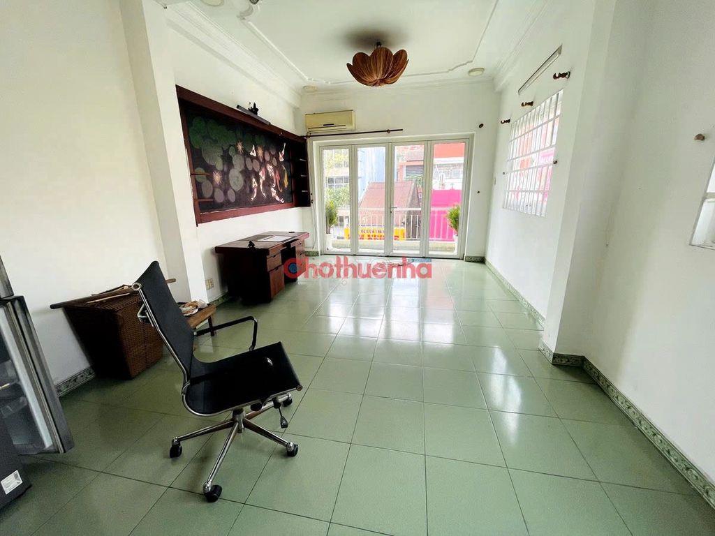 Sát Chợ Cây Quéo! MT Ngay Ngã Tư Nguyễn Văn Đậu Hoàng Hoa THám 3 Lầu