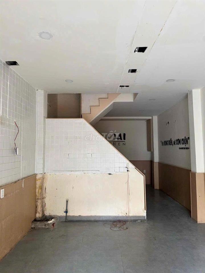 Gần BV Hoàn Mỹ  Mặt Tiền Phan Xích Long 250m2 Có 4 Lầu 7 Phòng Ngủ