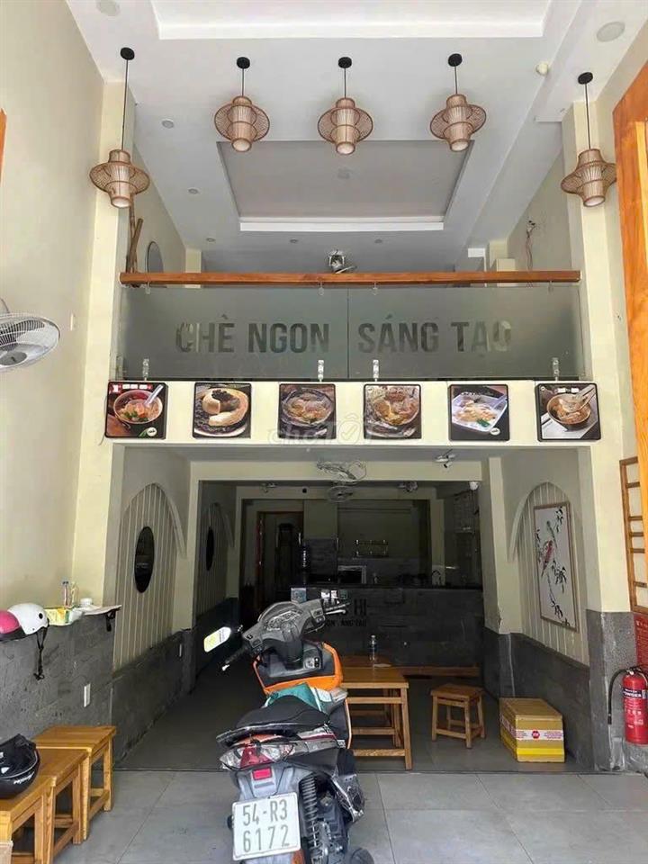  Mặt Tiền Phan Xích Long 150m2 Trệt Lững Gần Vạn Kiếp Có Vỉa Hè Rộng