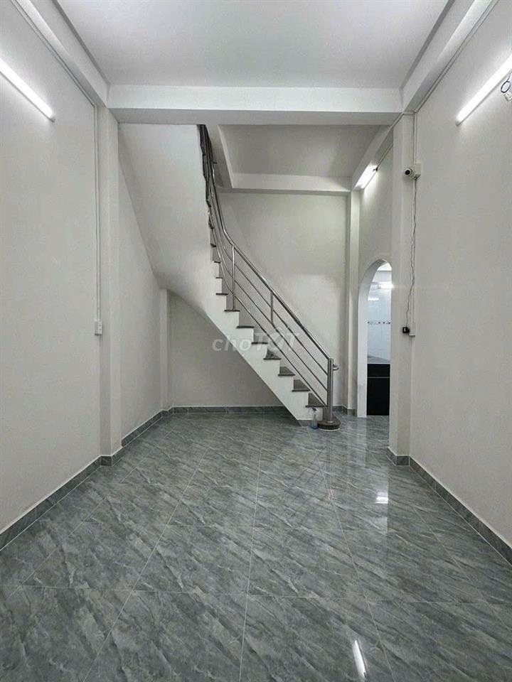  Mặt Tiền Chợ CÂy Quéo Hoàng Hoa Thám 70m2 có 1 Lầu 2 Phòng 17Tr