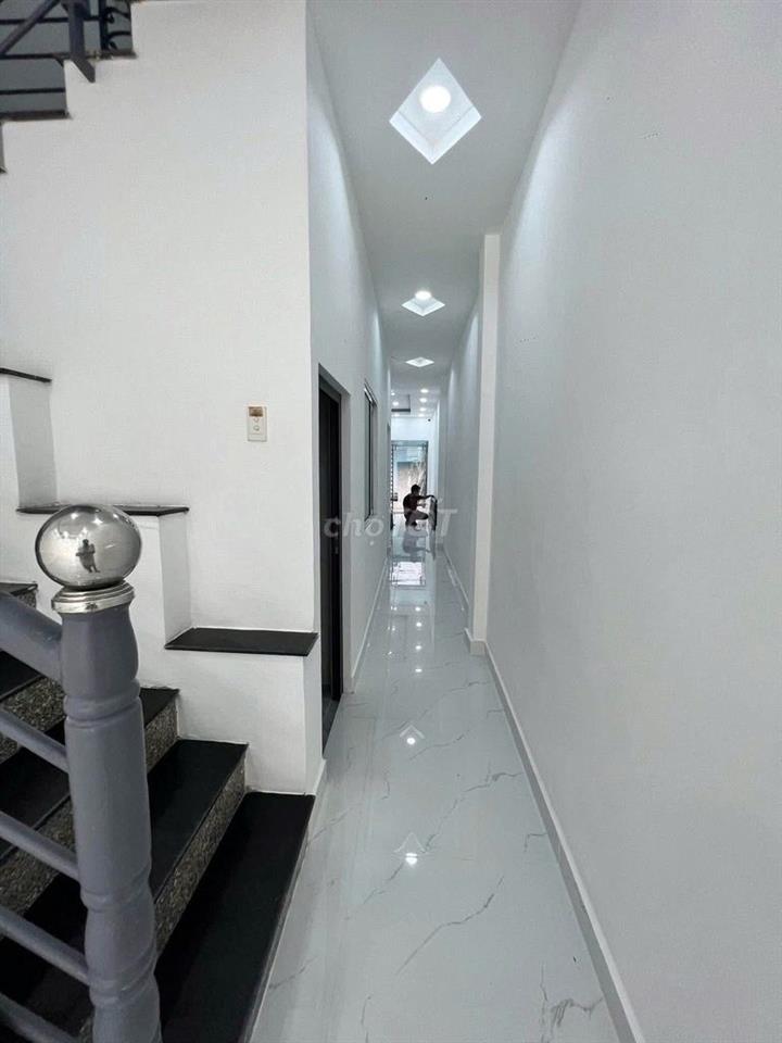  Mặt Tiền Nguyễn Oanh 250m2 Có 1 Lầu Nhà mới 4 Phòng Gần Lê Đức Thọ