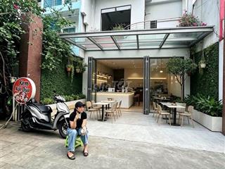 Mặt Tiền Phan Xích Long 7x22m k.doanh tựdo vỉa hè rộng gần PhanĐăngLưu