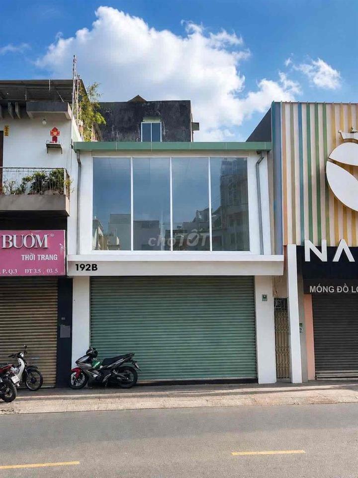 CHO THUÊ NHÀ MẶT TIỀN CMT8, QUẬN 3 – VỊ TRÍ NHẬN DIỆN THƯƠNG HIỆU TỐT