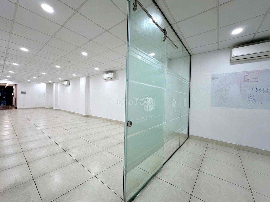 Văn Phòng Gần Sân Bay 70m2 - Miễn Phí Quản Lý - Hầm Xe TM Bảo Vệ …
