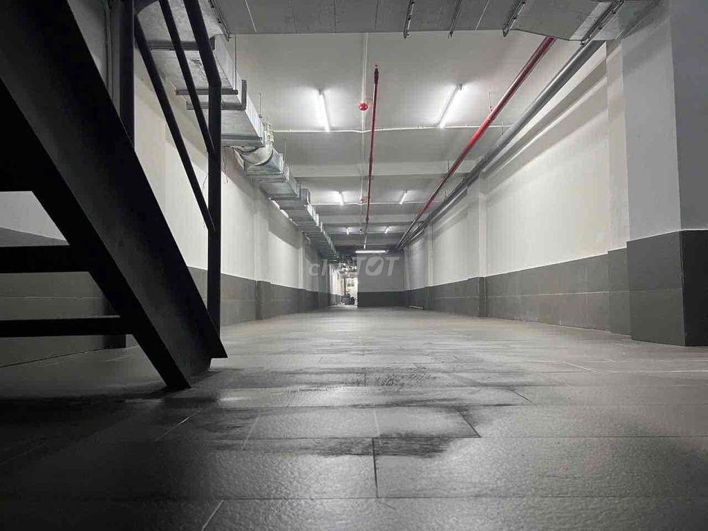 Văn Phòng Gần Sân Bay 70m2 - Miễn Phí Quản Lý - Hầm Xe TM Bảo Vệ …