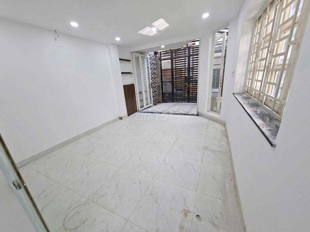 Mặt Bằng Góc 2 MT Lối Đi Riêng CMT8 - Hẻm Xe Tải, Kinh Doanh Tự Do