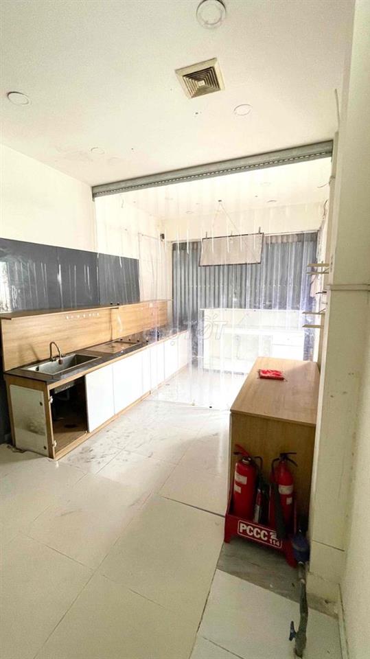 Mặt Bằng Góc 2 Mặt Tiền Lối Đi Riêng - NGUYỄN ĐÌNH CHÍNH, PHÚ NHUẬN
