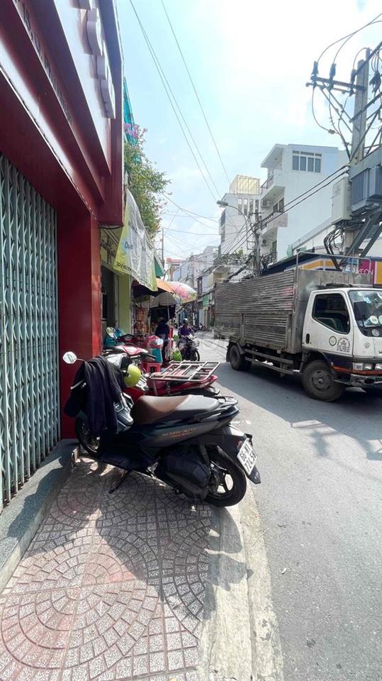 Mặt Bằng Góc 2 Mặt Tiền Lối Đi Riêng - NGUYỄN ĐÌNH CHÍNH, PHÚ NHUẬN
