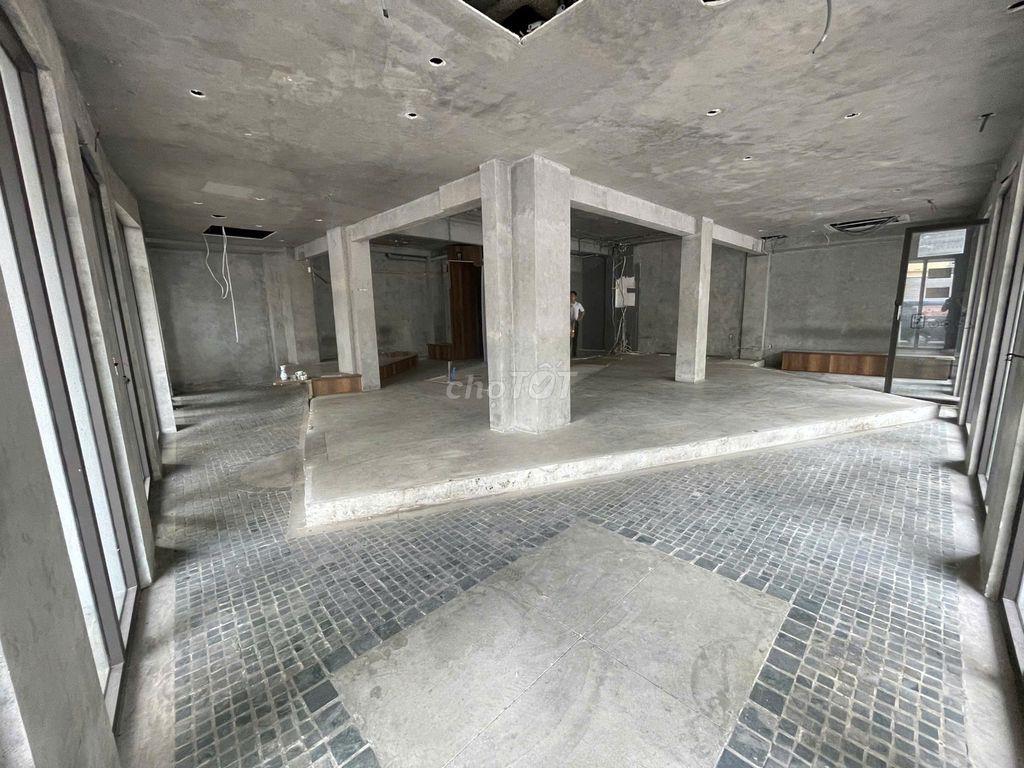 CHO THUÊ NHÀ 2 MẶT TIỀN ĐƯỜNG LÝ CHÍNH THẮNG, QUẬN 3. DTSD: 190M2
