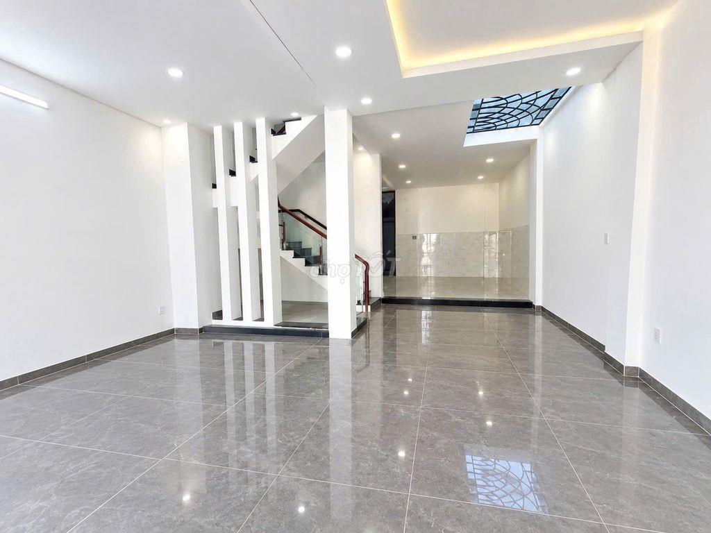 CHO THUÊ NHÀ LÊ VĂN SỸ – P. NHIÊU LỘC, QUẬN 3. NGANG 7M, 1 TRỆT 3 LẦU