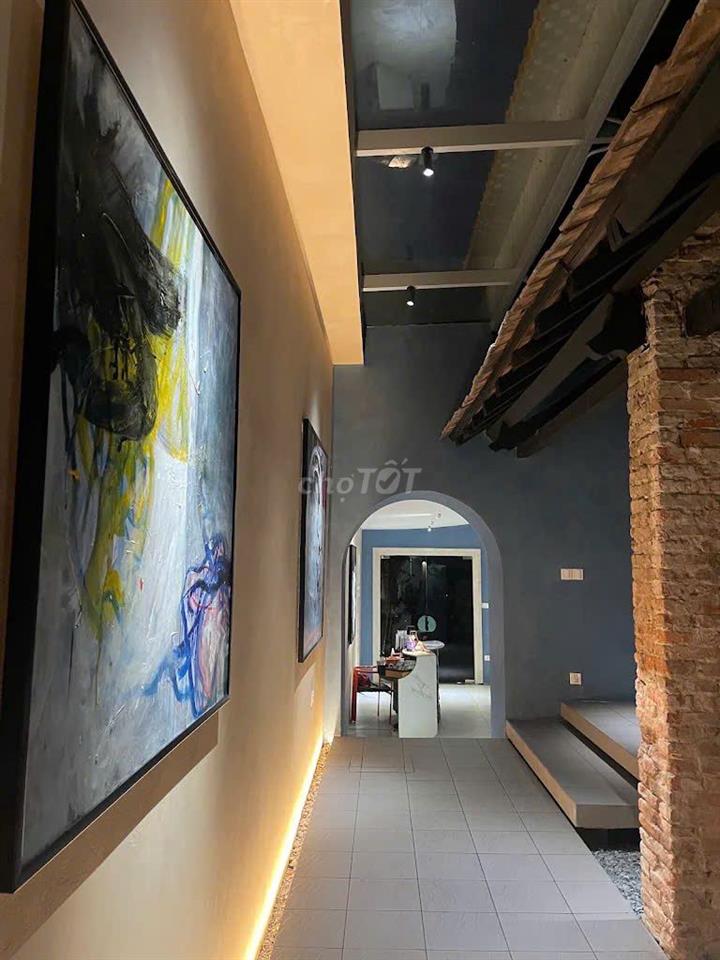 CHO THUÊ NHÀ TÚ XƯƠNG – P.6,QUẬN 3 DT:10X32M, 1 TRỆT TRỐNG SUỐT
