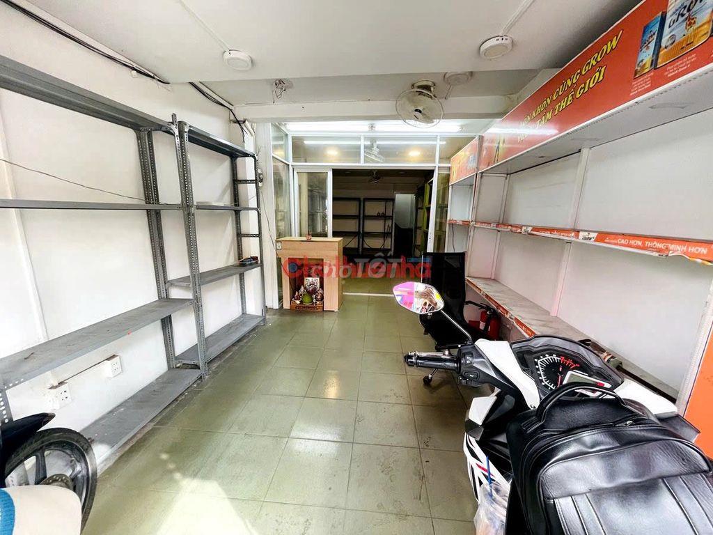 Mặt Tiền 200m2 3 Tầng - Ngã Tư Nguyễn Văn Đậu Hoàng Hoa THám 26Tr