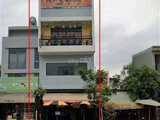 Mặt Tiền Dương Quảng Hàm Gần ĐH Văn Lang 100m2 Có 3 Tầng View Máy Bay