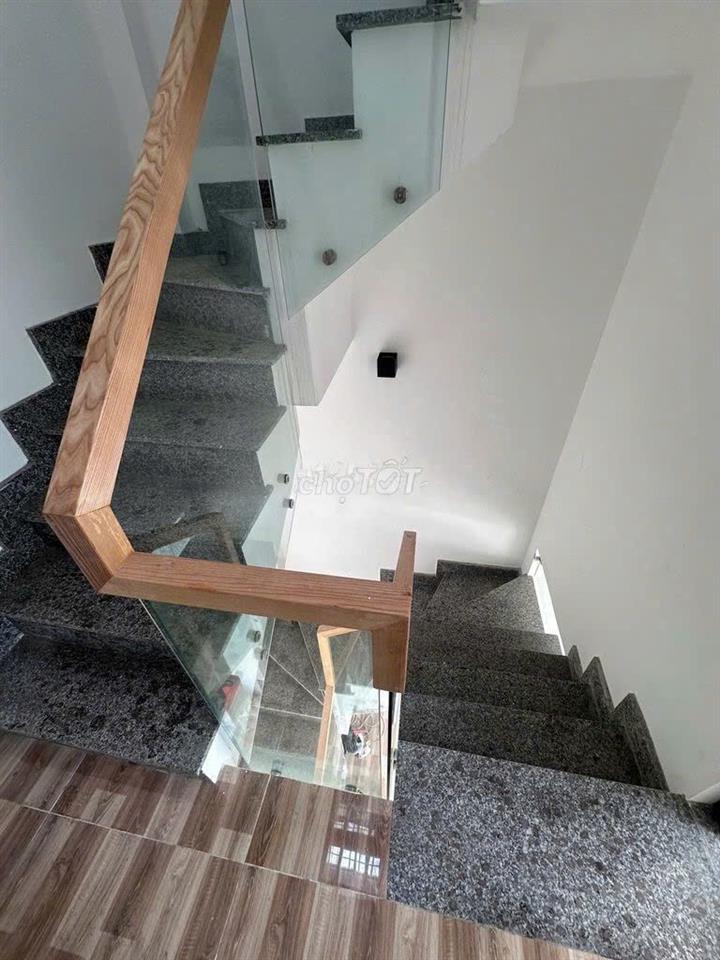 Mặt Tiền CHu Văn An 160m2 3 Tầng Nhà Mới Xây Gần Học Viện Cán Bộ