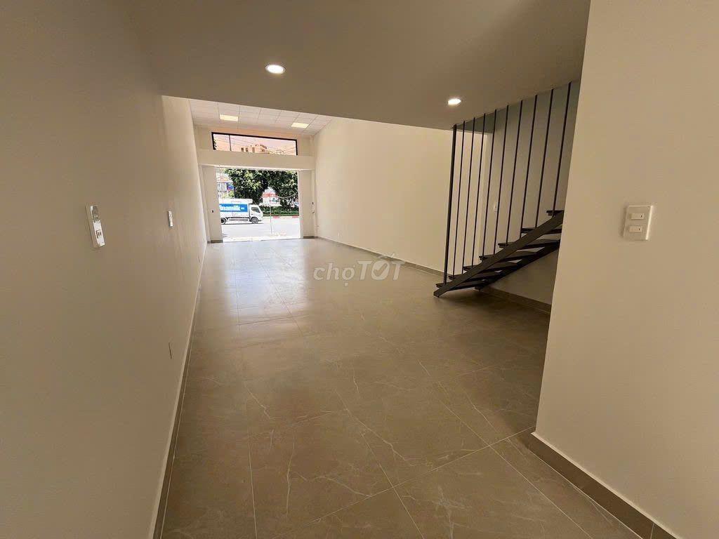 Mặt Tiền Điện Biên Phủ 160m2 Ngang 5m Ngay Ga Tân Cảng - Ung Văn Khiêm