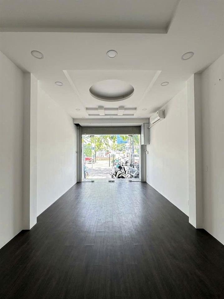 27Tr Ngay Sân Bay ! Mặt Tiền Trường Sơn 150m2 Có 1 Lầu 4 Phòng Ngủ 