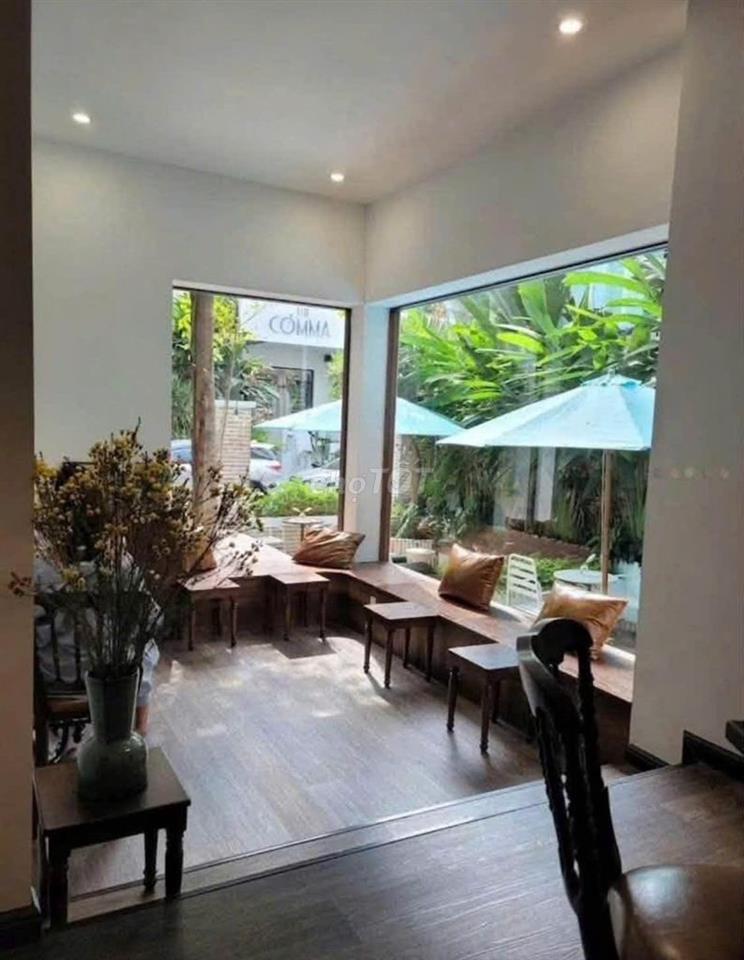 Cho thuê mặt tiền Phan Xích Long
